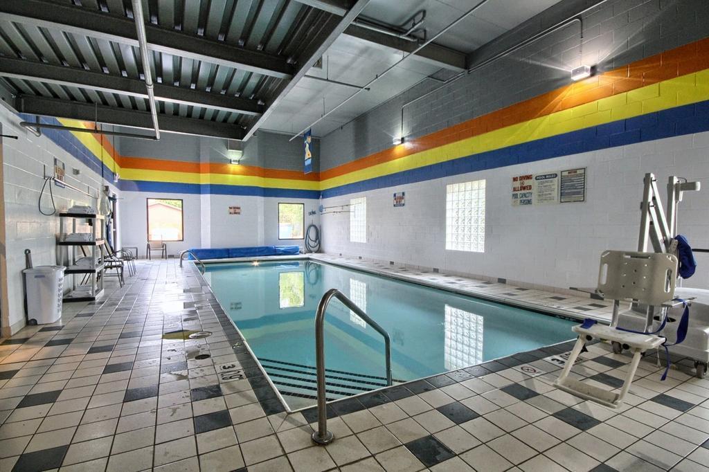 Sleep Inn Midland Bagian luar foto