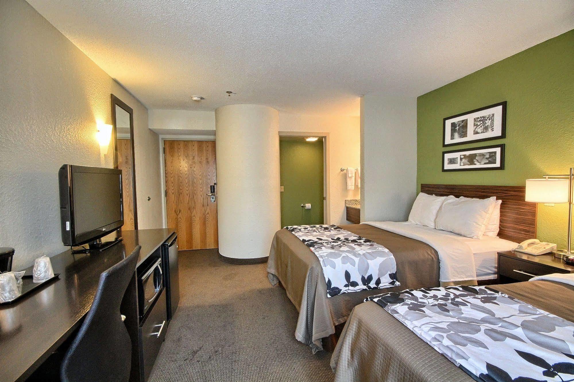 Sleep Inn Midland Bagian luar foto